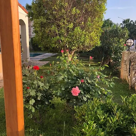 Muestakil Havuzlu Villa * Belek